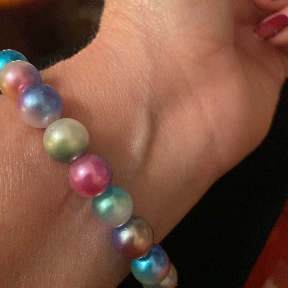 - HD Rainbow Beaded Bracelet - Picture 5 of 5